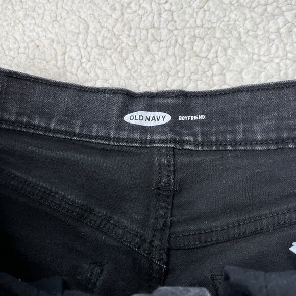 Old Navy Distressed Boyfriend Short Black 6 - Picture 3 of 8